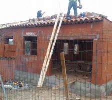 On couvre, vue EST coté garage - cuisine
