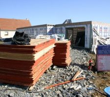 Les plaques d'OSB de la sous couverture