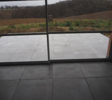 Terrasse carrel&eacute;e