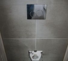 B&acirc;ti WC carrel&eacute;e