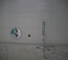 Robinetterie encastr&eacute;e baignoire