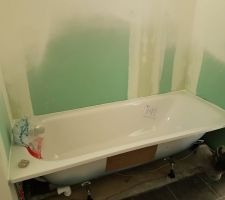 Visite de notre appartement: la baignoire ;-)