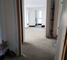 Visite de notre appartement: Petite vue de l'appartement de nos futurs voisin (si vous passez par l&agrave; c'est pour vous)