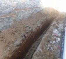 Puisard 6 m3 pour recueillir les eaux de toiture creus&eacute;