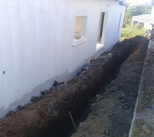 Puisard 6 m3 pour recueillir les eaux de toiture creus&eacute;