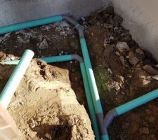 Raccordement de la maison au r&eacute;seau des eaux