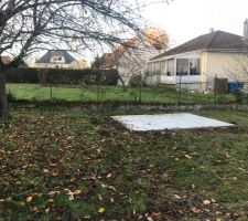 Dalle abri de gardin fait