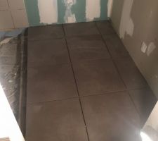 Carrelage salle d'eau - chambre parentale