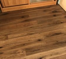 Enfin les premi&egrave;res pi&egrave;ces de terminent 
Dressing parents