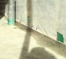Bonjour, suite au passage de la tempête Carmen, je suis passé voir si la maison était toujours en place?. Elle était toujours là par contre j?ai constaté des traces d?eau sur la dalle sachant que que la maison est d?eau est ce normal?
Merci pour votre aide