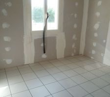 Carrelage dans les chambres