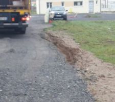 Le camion de PORCELANOSA s'est embourb&eacute; dans l'all&eacute;e ! :(