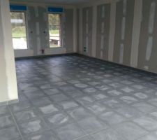 Vue sur salon/salle à manger