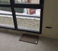 Le b&eacute;ton sur les serpentins a &eacute;t&eacute; coul&eacute; ! Essai du parquet