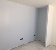 Chambre de mon fils qui allait naître en avril 2017  bleu clair et gris clair !