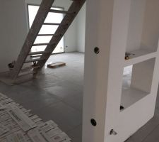 Pose du carrelage du bas