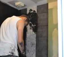 Les joints sombres de la mosaique (une plaie &agrave; poser)