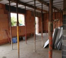 Plancher béton de l'étage terminé