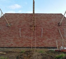 Début d'élévation des pignons