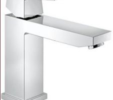 Salle d'Eau RDC (suite parentale)
Grohe 23446000 Eurocube - taille M