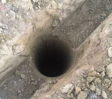 24 puits de 4 metres + fouilles de 80 cm compris dans le contrat ?