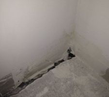 Faut mettre encore un peu d'enduit ...