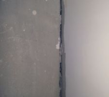 Un peu d'enduit ici aussi ?