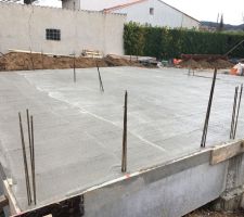 Dalle de la maison (vue du nord est)