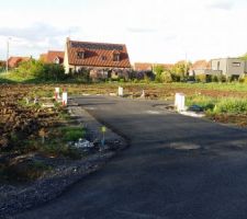 L'acc&egrave;s jusqu'&agrave; notre terrain.