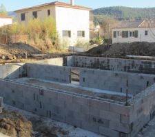 Création du vide sanitaire en bloc à bancher