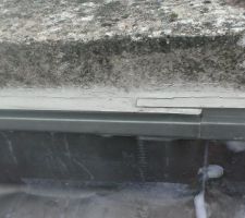 MEGACOMBLE
le mastic du solin se fissure


















on voit mieux le décalage