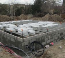 Vide sanitaire et dalle en construction