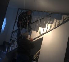 Garde de corps fait par un ami ! Reste à la mettre en peinture et le fixer.