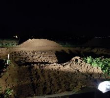 Début du terrassement des fondations de notre maison