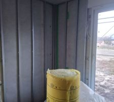 Pose des rails dans la salle à manger