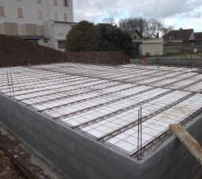 Pret pour couler la dalle b&eacute;ton