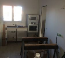 MONTAGE DE LA CUISINE