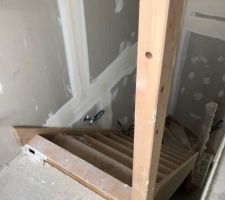 L'état de l'escalier laisse à désirer... :(