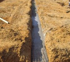 Je tenais &agrave; &ecirc;tre pr&eacute;sent...  &ccedil;a fait chaud au coeur, de voir enfin du b&eacute;ton &agrave; la place des traits de crayon sur le papier...