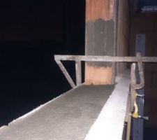 Travail pr&eacute;paratoire &agrave; la pose des menuiseries