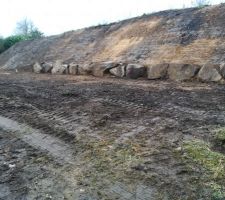 Enrochement talus
