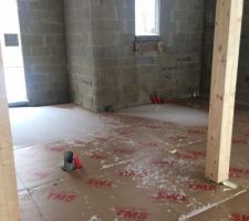 Pose des seuils et isolation et comme d'habitude c'est pas fini