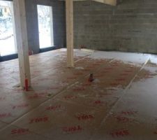 Pose des seuils et isolation et comme d'habitude c'est pas fini