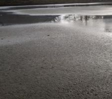 Impacts des gouttes de pluie sur le béton de la dalle ?
