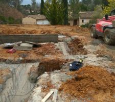 Vide sanitaire en beton banch&eacute; (80cm)