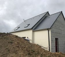Pose de l'enduit de la maison