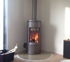 Poêle à bois
Marque : Hase
Modèle : Bari
Couleur : Titane