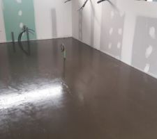 Chape liquide coulée le 25 Janvier