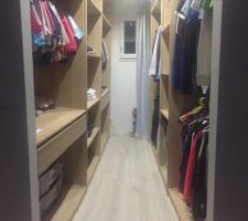 Mise en place du dressing familliale , enfin :)