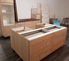 Debut d'installation de la cuisine